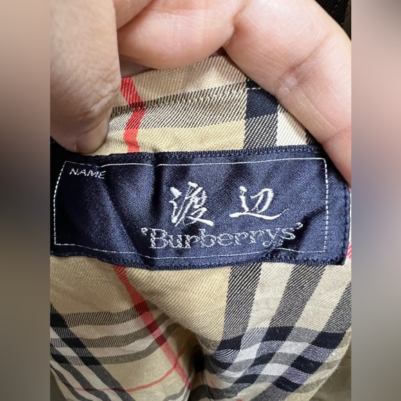 Vintage Burberry's Trench Coat - Picture 8 of 10